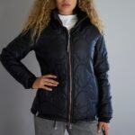 Women's Short Reversible Straight Fit